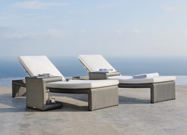 AD-103 Poolside Lounger